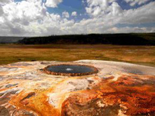 A picture of Yellowstone hot spring.